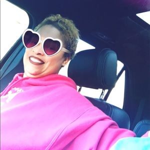 Meet your Posher, Bernadette